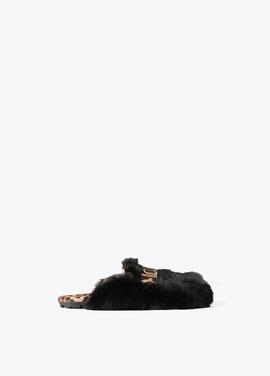 Zapatillas Lola Casademunt animal print negro